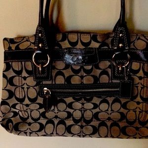 Very nice Coach Handbag